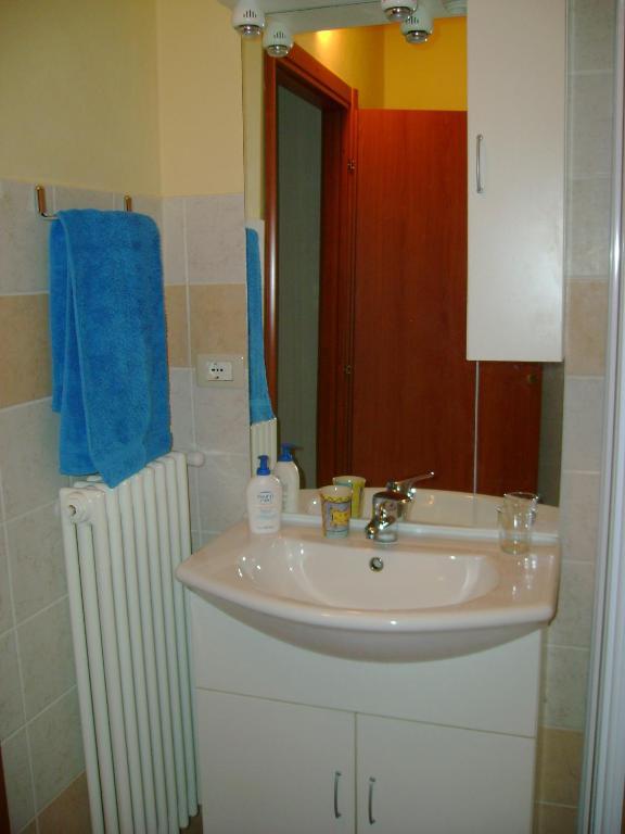 B&B Locanda Della Sesta Felicita Vaglio Serra Szoba fotó